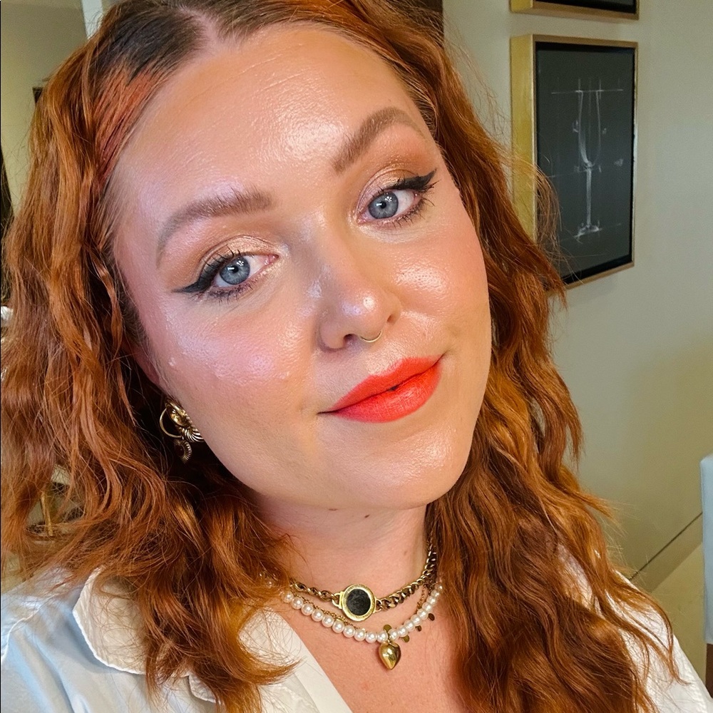 Meet your Posher, Alison